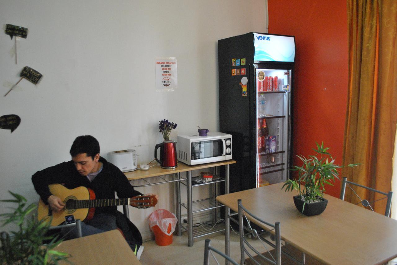 Urbano Hostal *